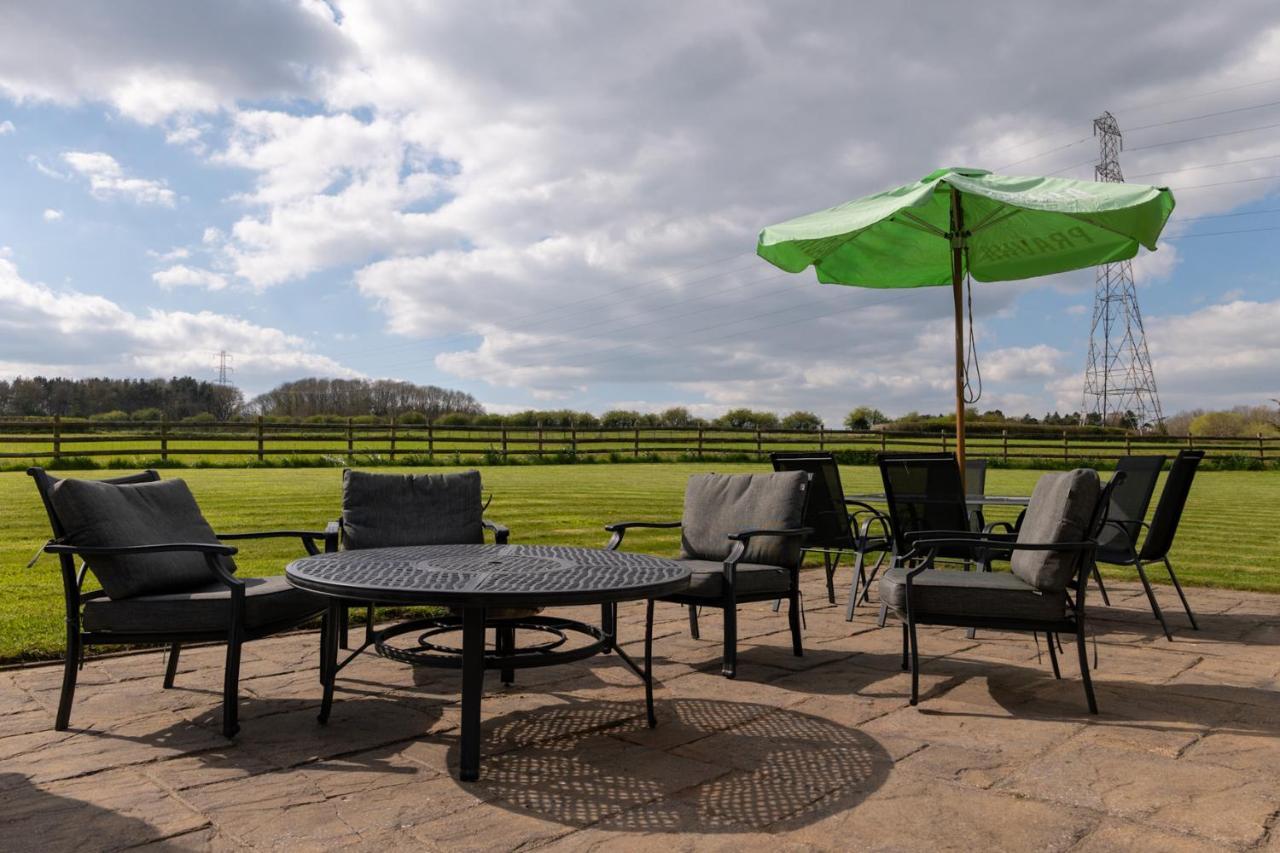 Tixall Manor Farm Stafford Exteriér fotografie